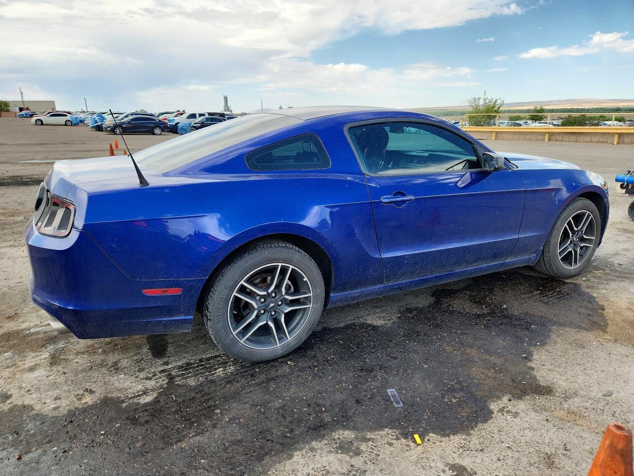 2013 Ford Mustang - zdjęcie 3