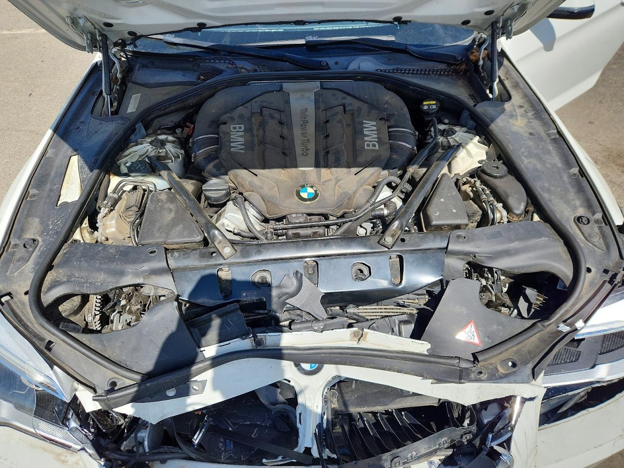 2016 BMW Seria 6 Cabrio 650i - zdjęcie 11