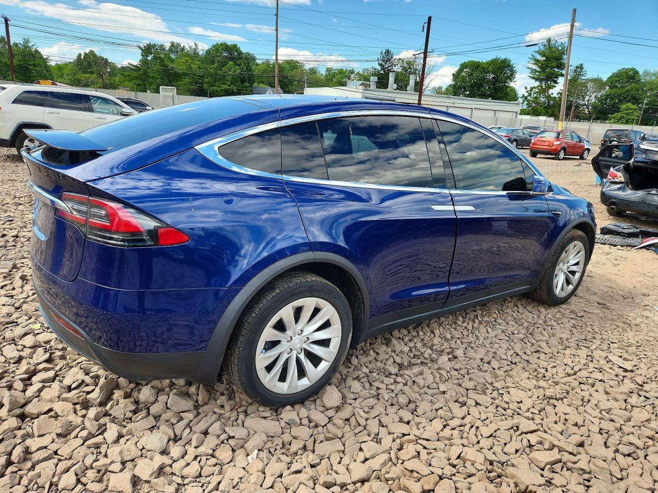 2017 Tesla Model X - zdjęcie 3