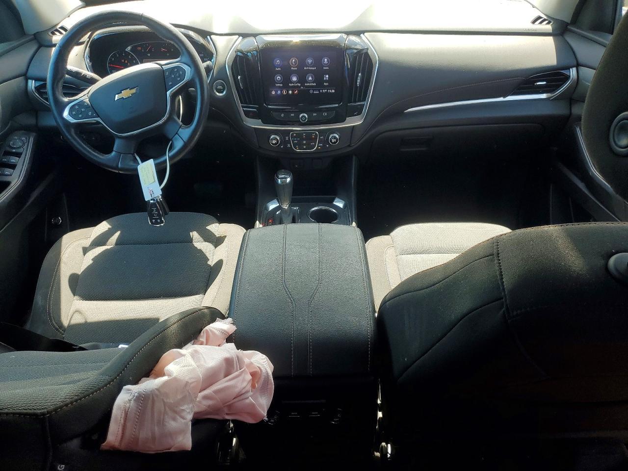 2020 Chevrolet Traverse Lt - zdjęcie 8