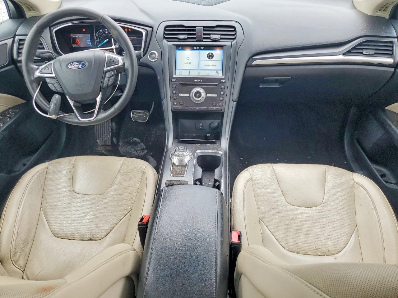 2018 Ford Fusion Titanium - zdjęcie 8