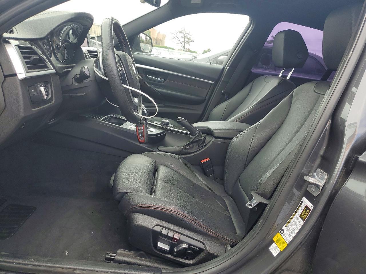 2018 BMW 330 I - zdjęcie 7