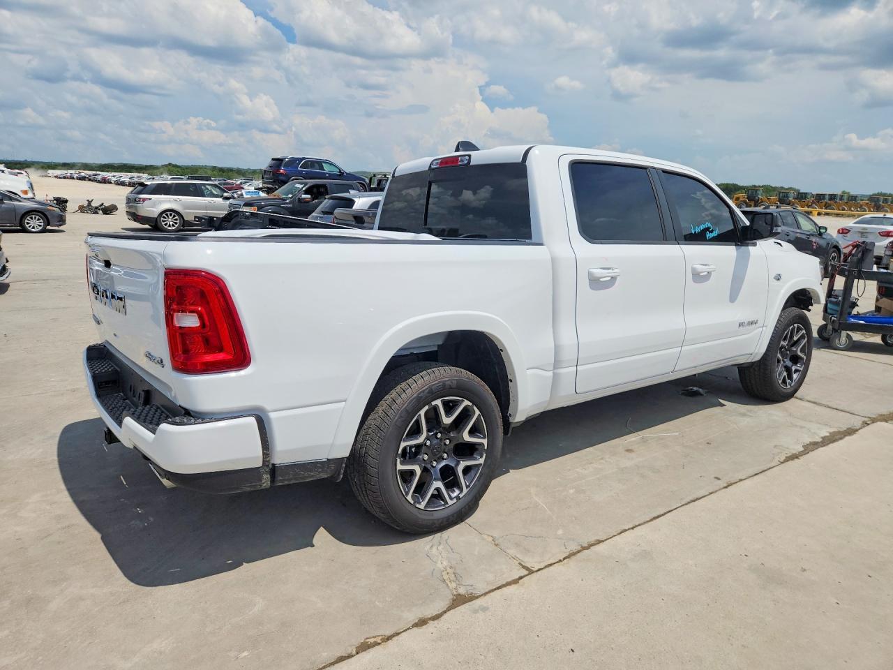 2026 Ram 1500 Laramie - zdjęcie 3