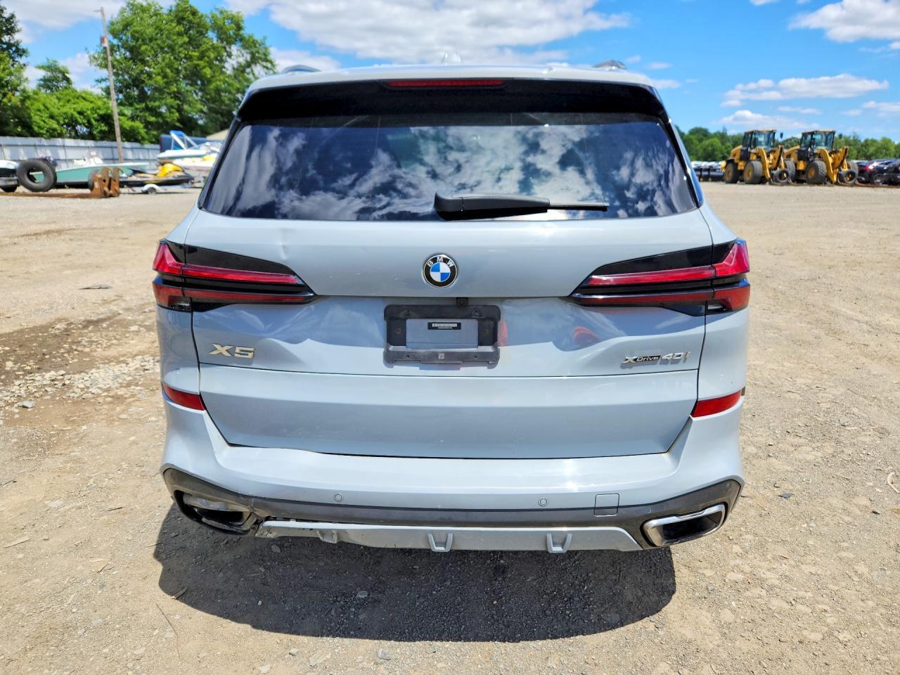 2024 BMW X5 xDrive40I - zdjęcie 6