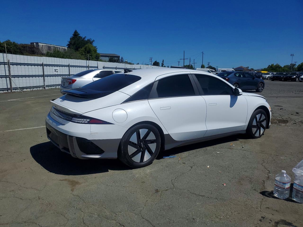 2025 Hyundai Ioniq 6 Se Standard Range - zdjęcie 3