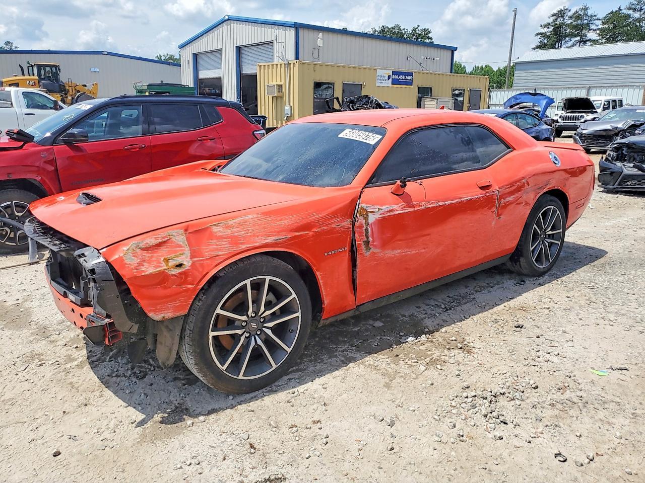2022 Dodge Challenger - zdjęcie główne