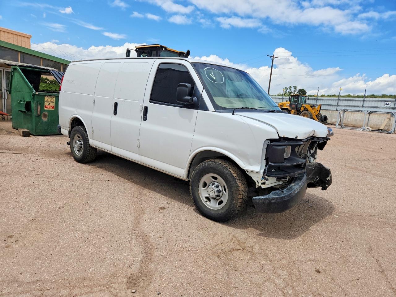 2017 Chevrolet Express G2500 - zdjęcie 4