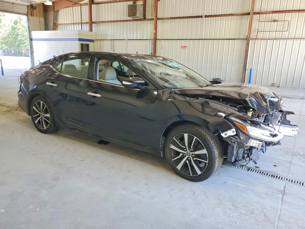 2021 Nissan Maxima Sv - zdjęcie 4