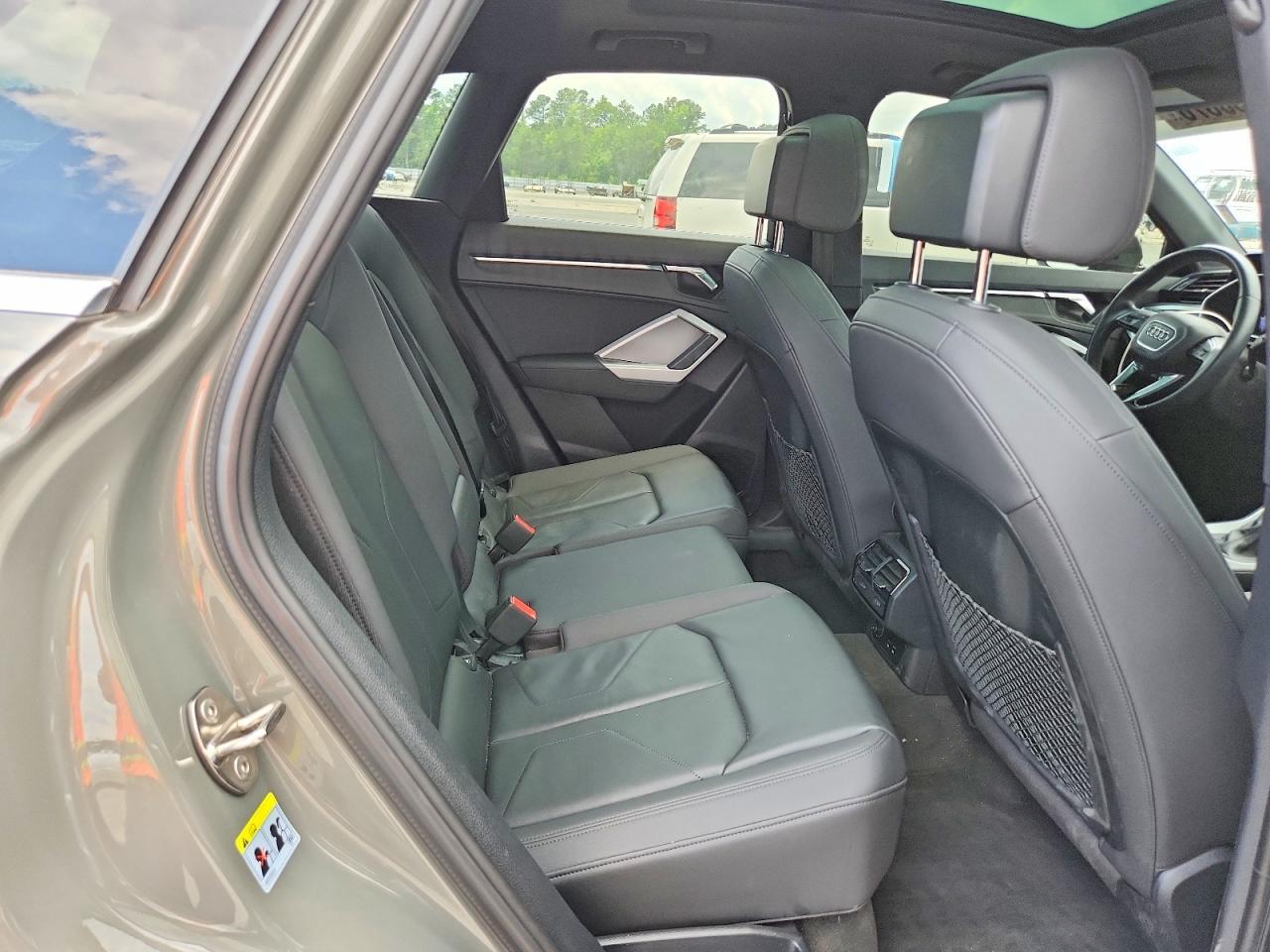 2021 Audi Q3 Premium S Line 45 - zdjęcie 11