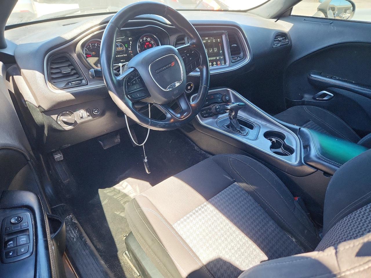 2020 Dodge Challenger Sxt - zdjęcie 8