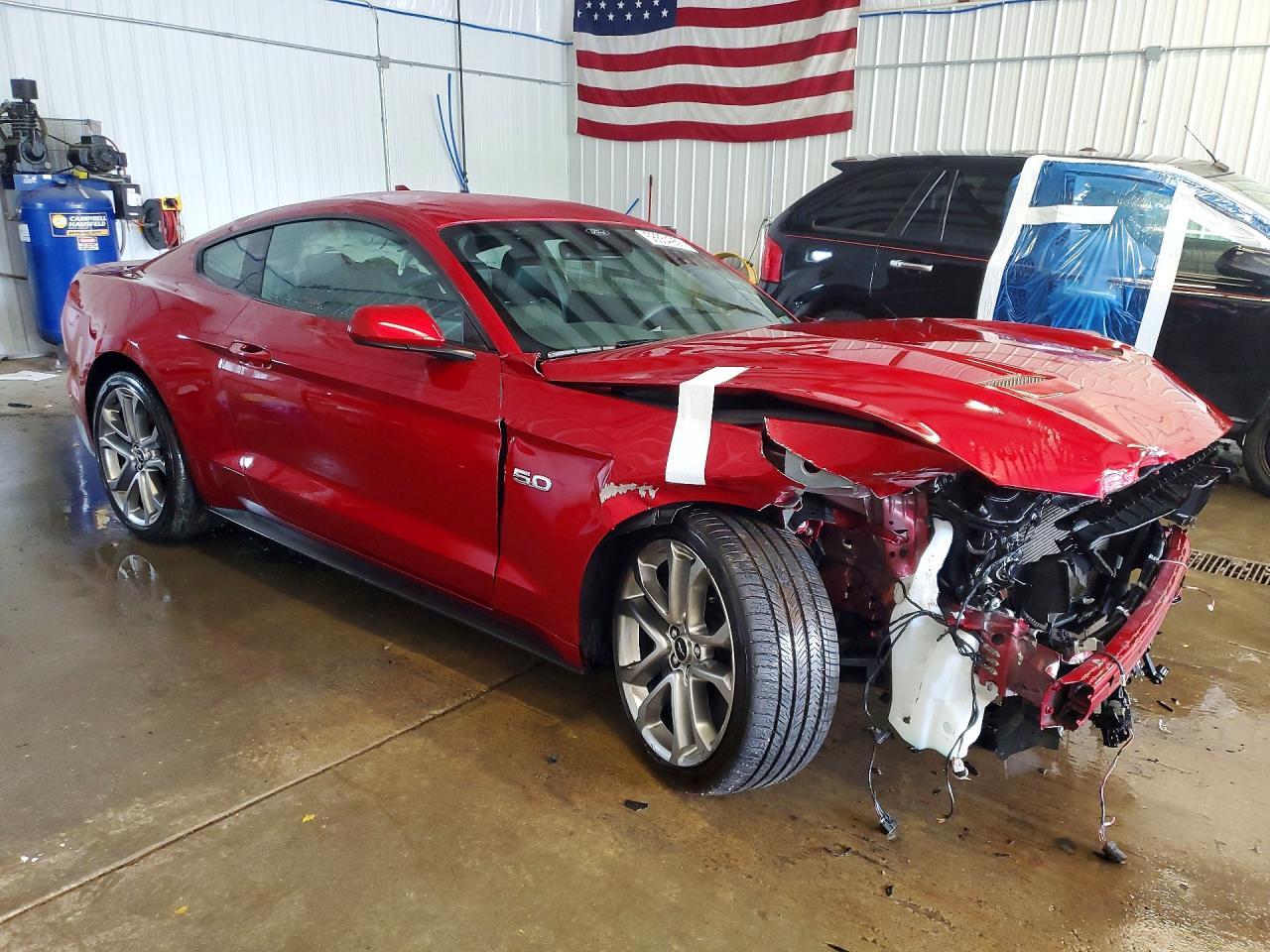 2021 Ford Mustang Gt - zdjęcie 4