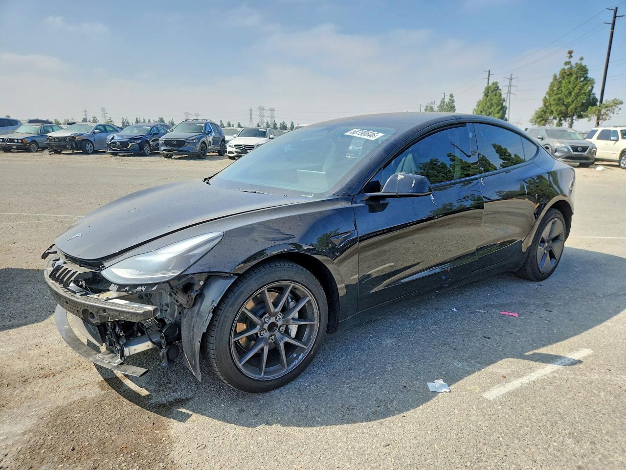 2023 Tesla Model 3 - zdjęcie główne