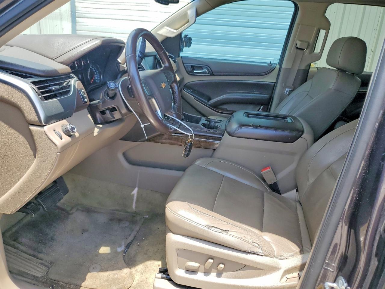 2016 Chevrolet Tahoe C1500 Lt - zdjęcie 7