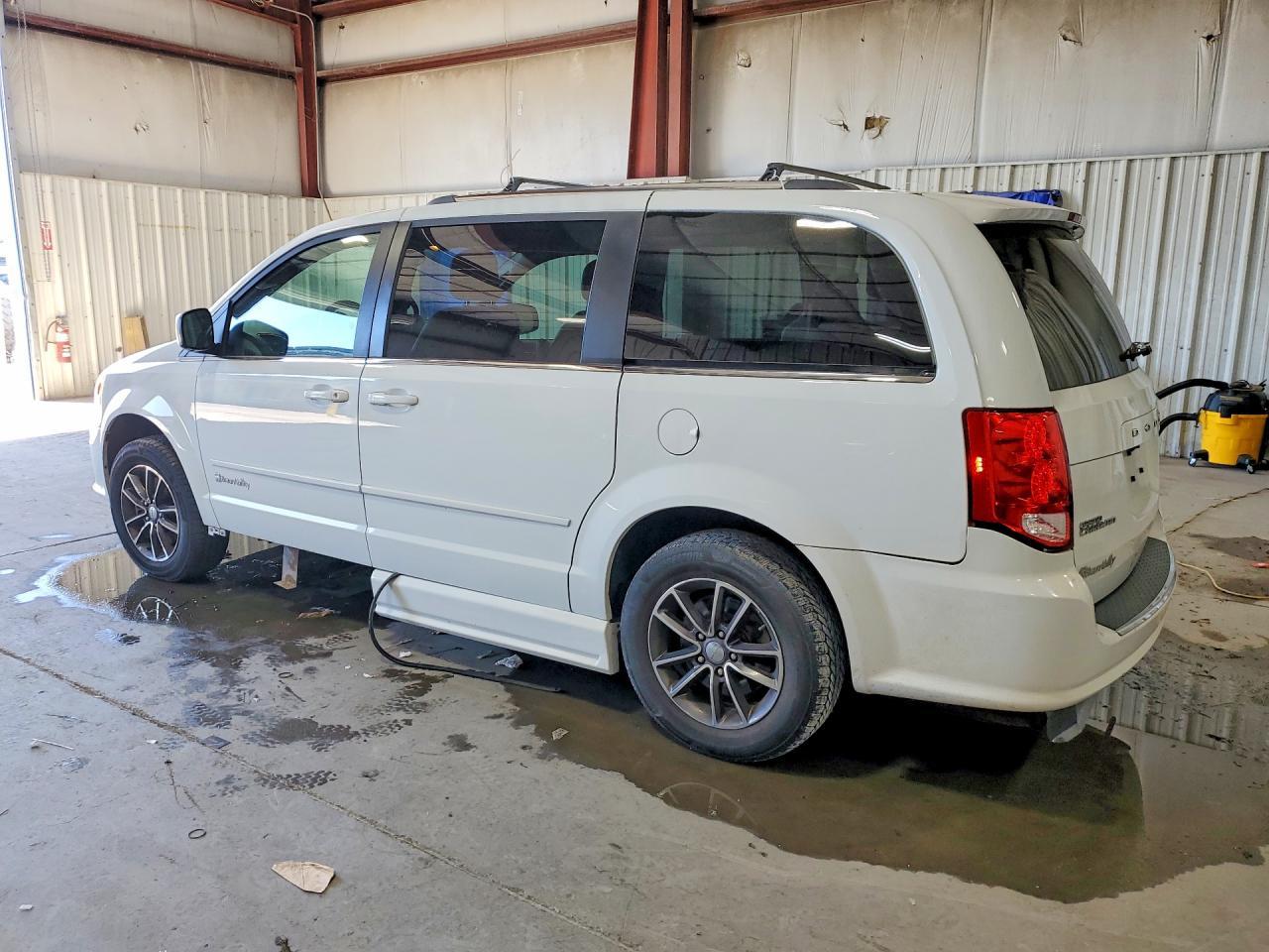 2017 Dodge Grand Caravan Sxt - zdjęcie 2