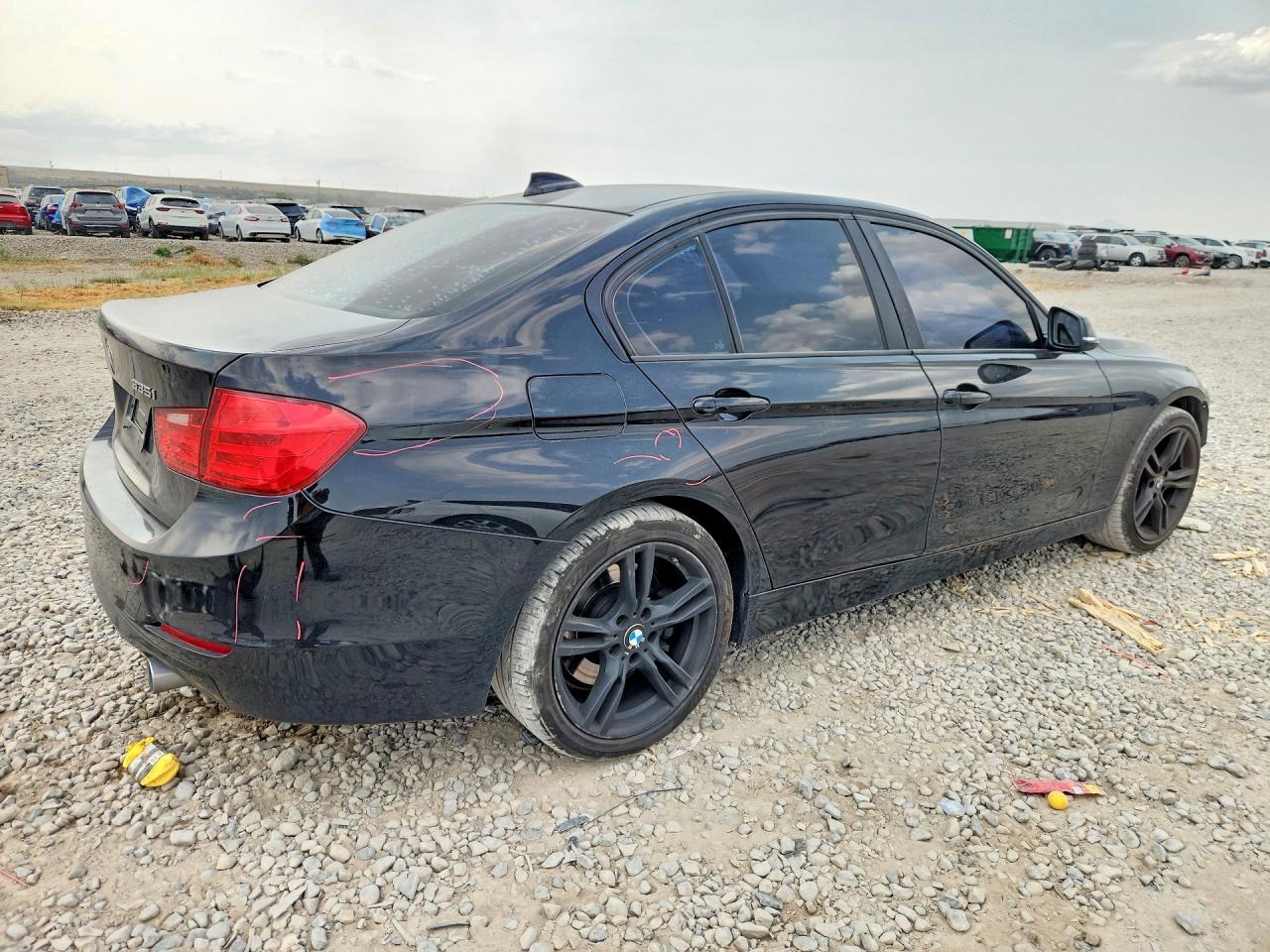 2014 BMW 335 I - zdjęcie 3