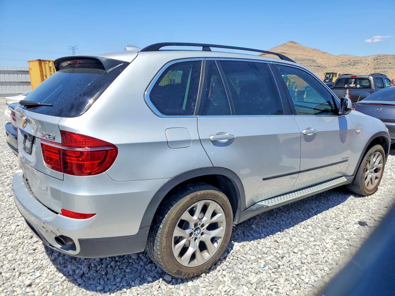 2013 BMW X5 xDrive35I - zdjęcie 3