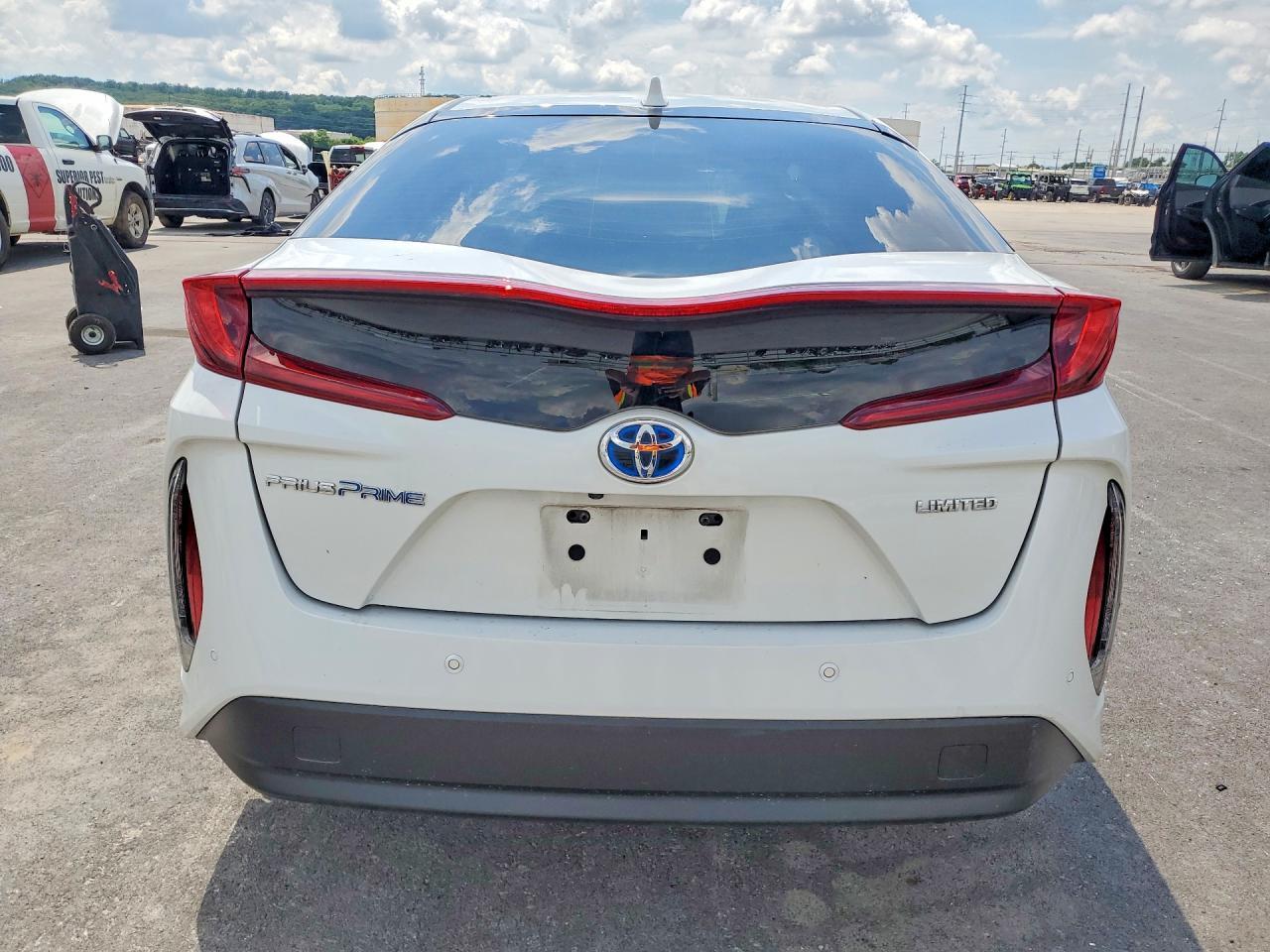 2022 Toyota Prius Prime Limited - zdjęcie 6