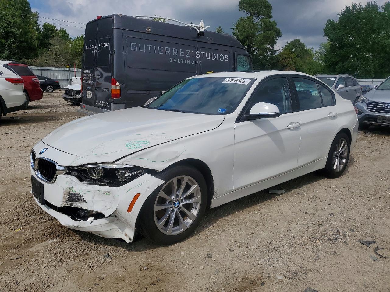 2018 BMW Seria 3 320i - zdjęcie główne