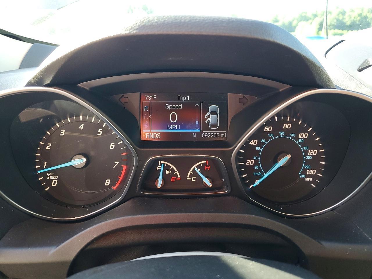 2016 Ford Escape Titanium - zdjęcie 9