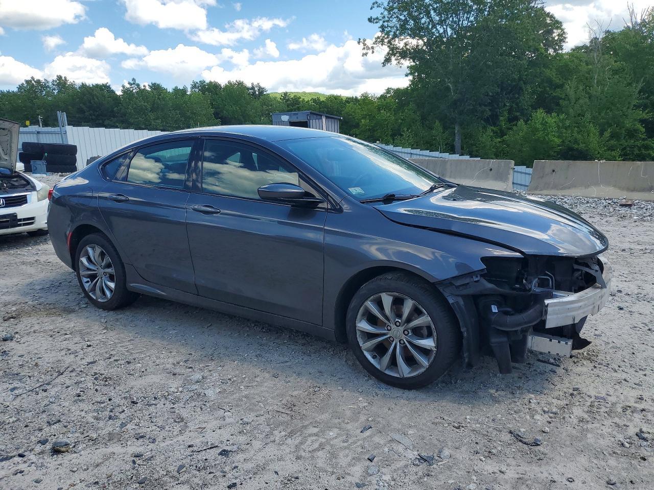 2015 Chrysler 200 S - zdjęcie 4