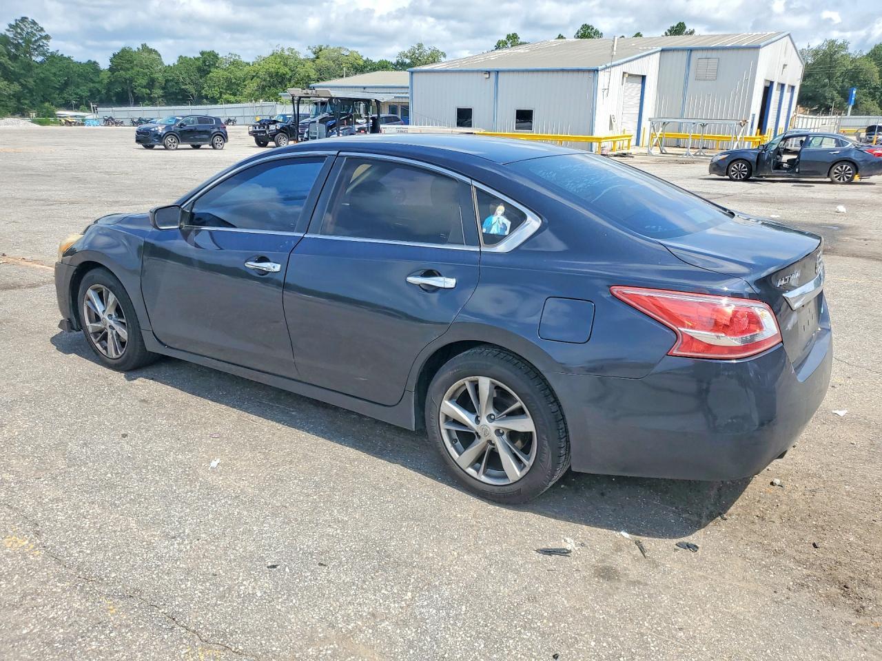 2013 Nissan Altima 2.5/S/Sv/Sl - zdjęcie 2