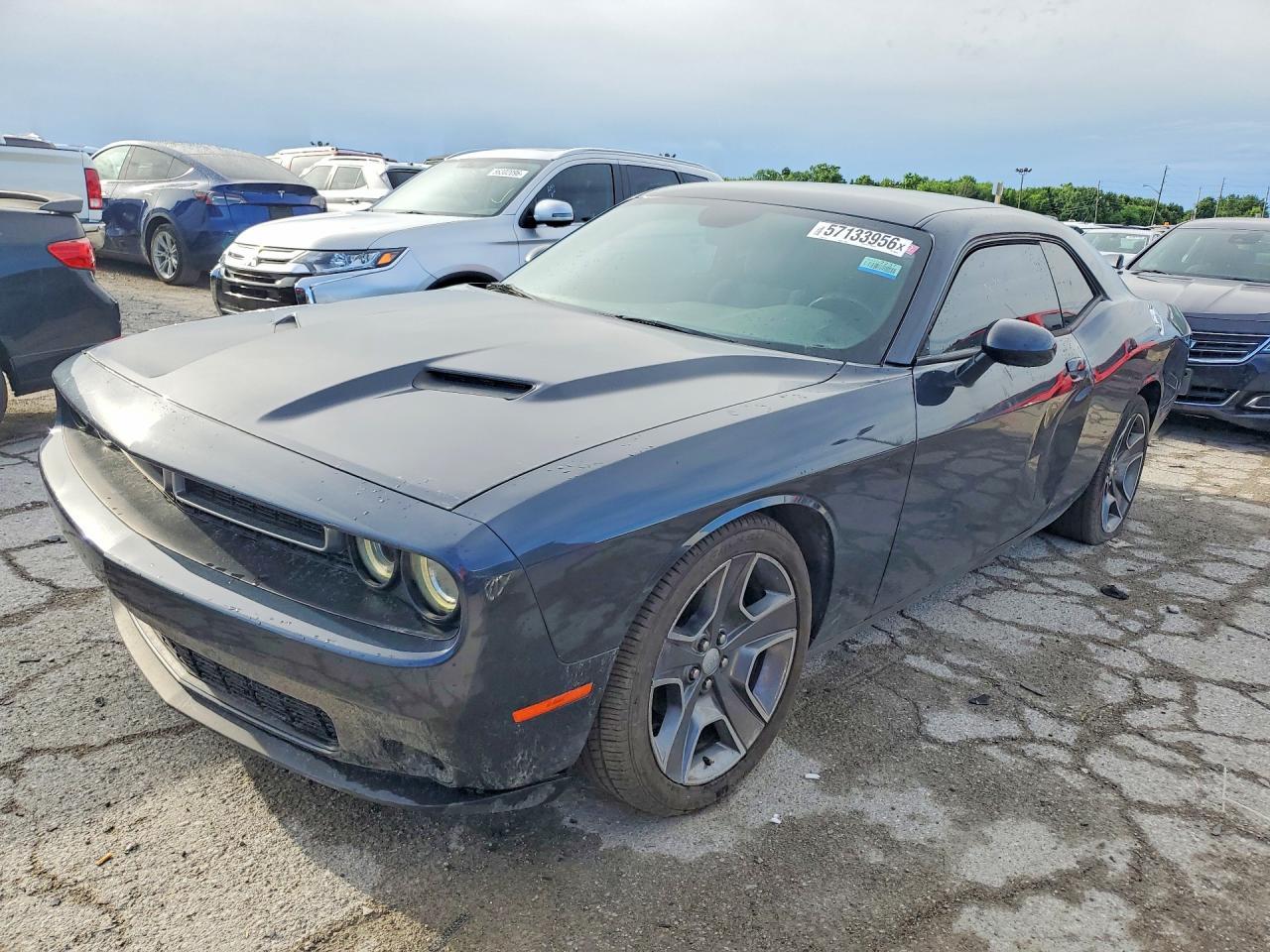 2016 Dodge Challenger Sxt - zdjęcie główne