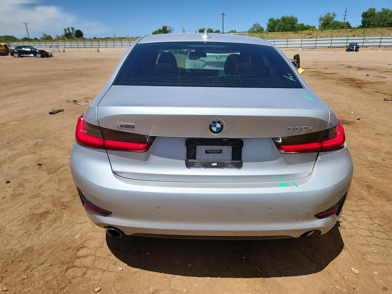 2020 BMW Seria 3 330i - zdjęcie 6