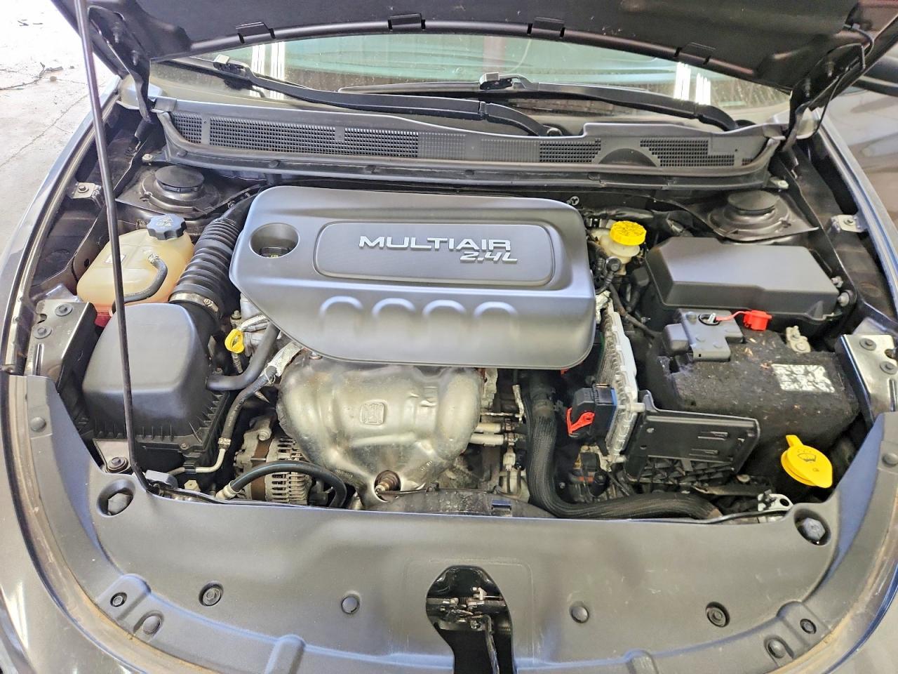 2015 Dodge Dart Sxt - zdjęcie 11