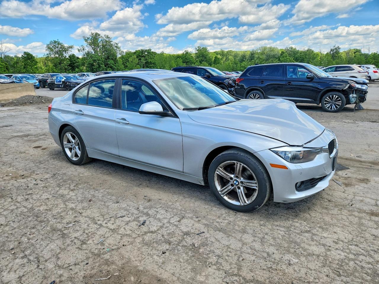 2013 BMW Seria 3 328i - zdjęcie 4
