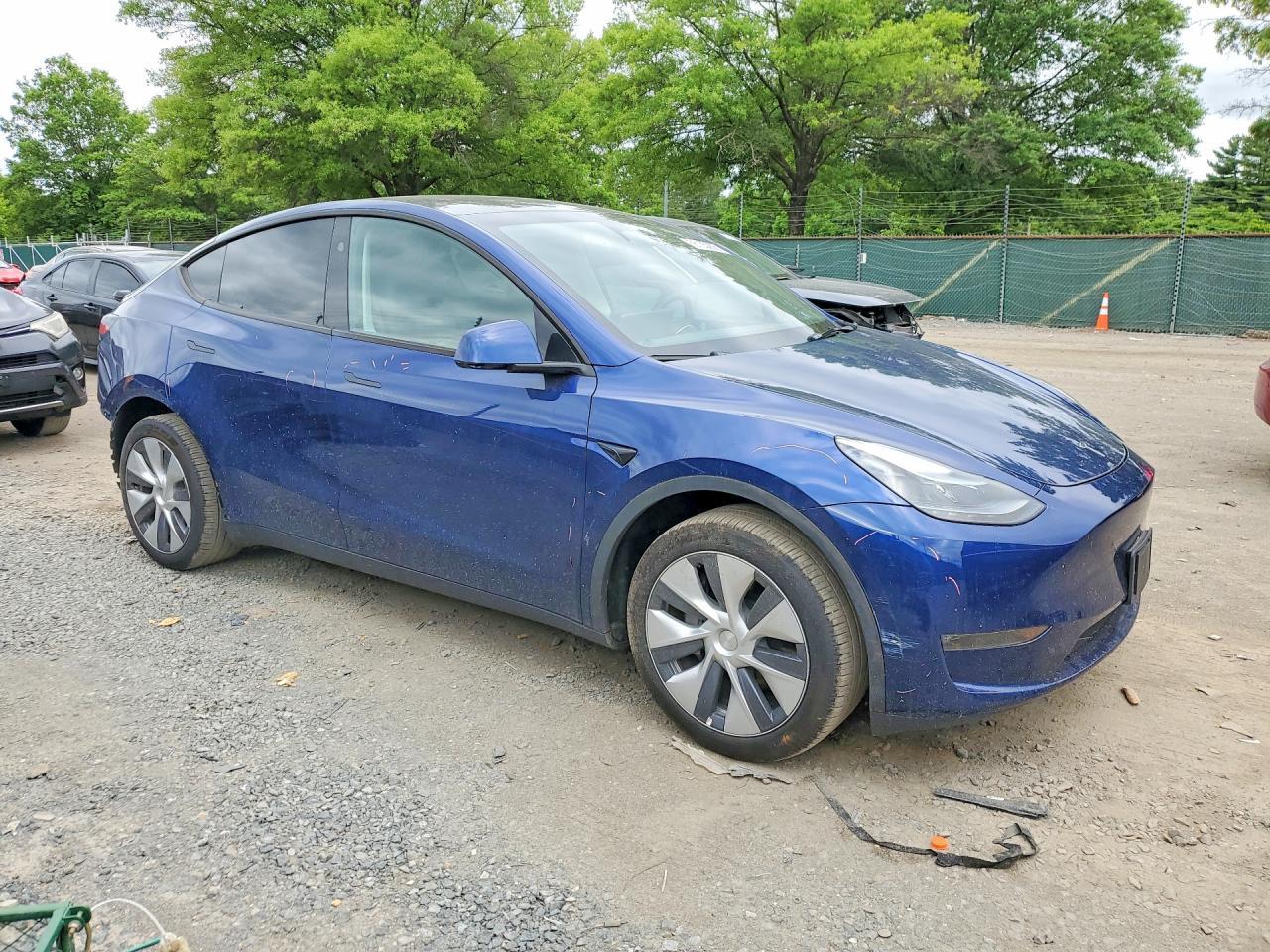 2023 Tesla Model Y - zdjęcie 4