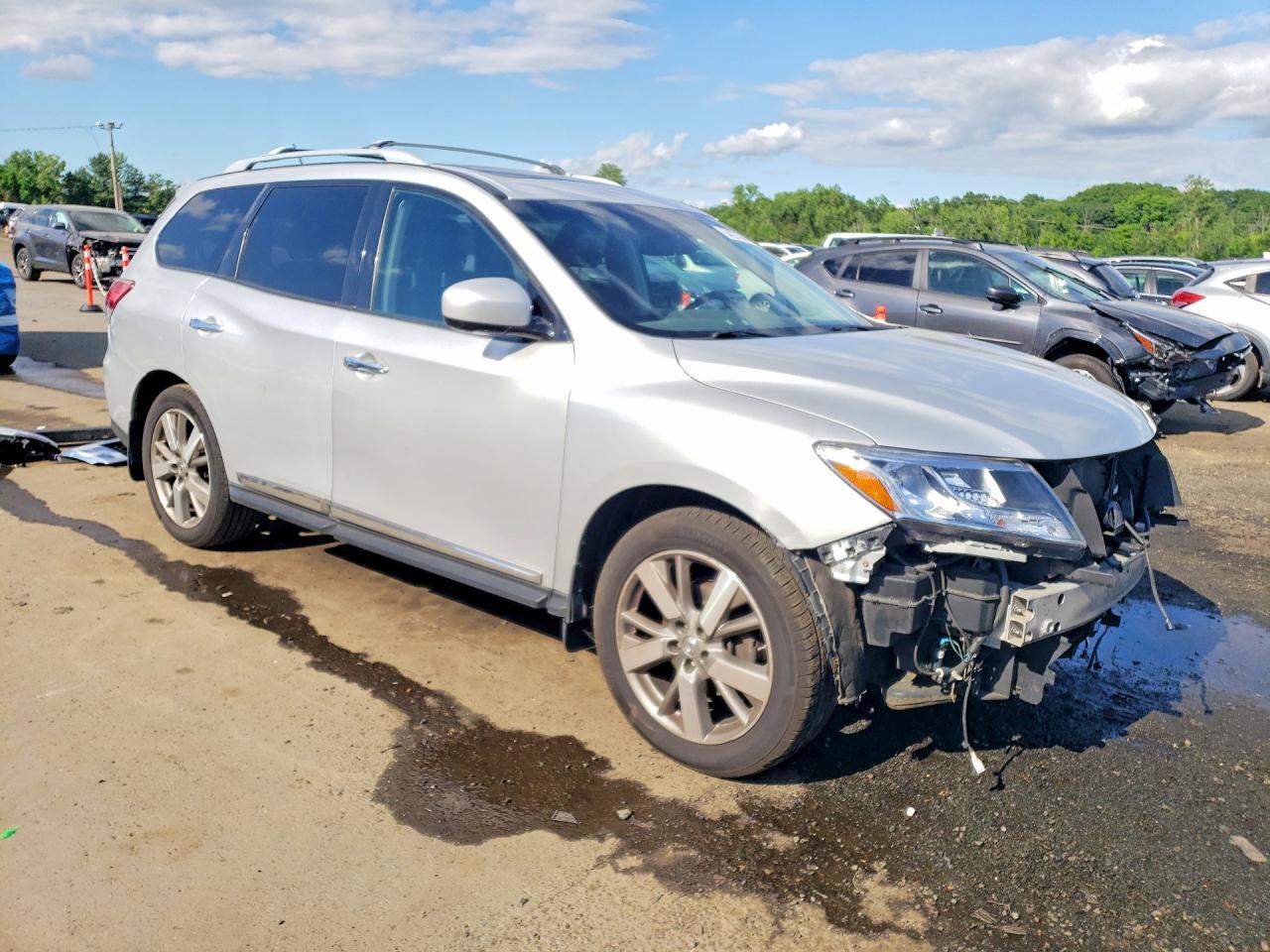 2015 Nissan Pathfinder S - zdjęcie 4