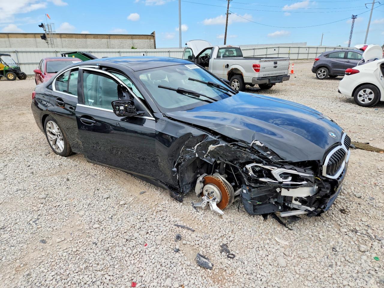 2026 BMW 330Xi - zdjęcie 4