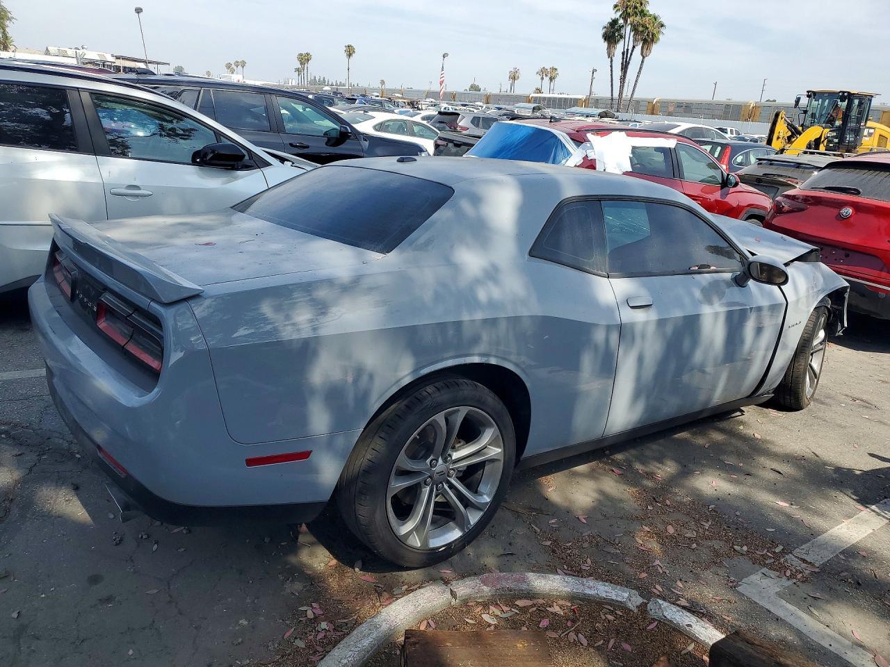 Dodge Challenger - zdjęcie 3