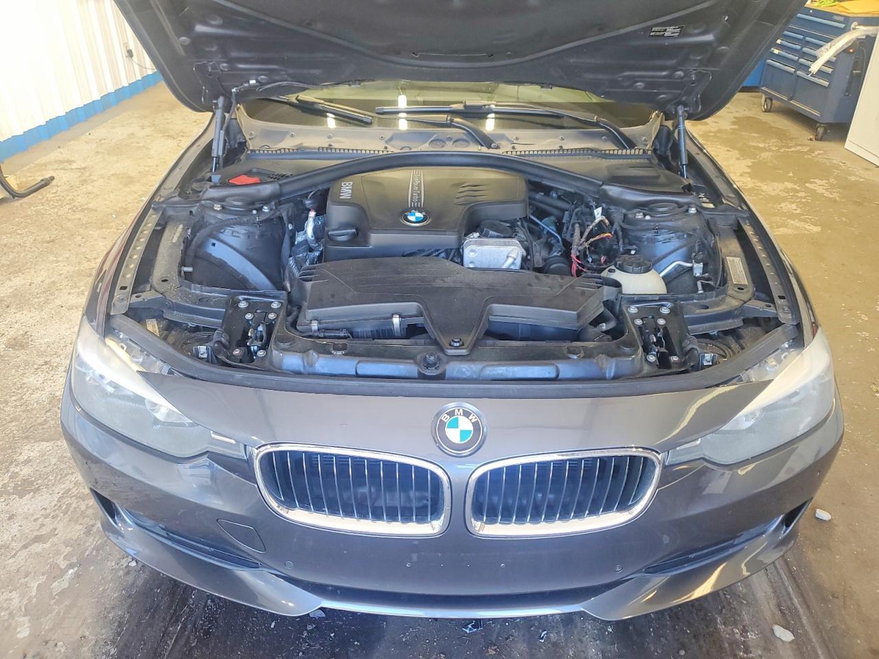2014 BMW Seria 3 328i - zdjęcie 11