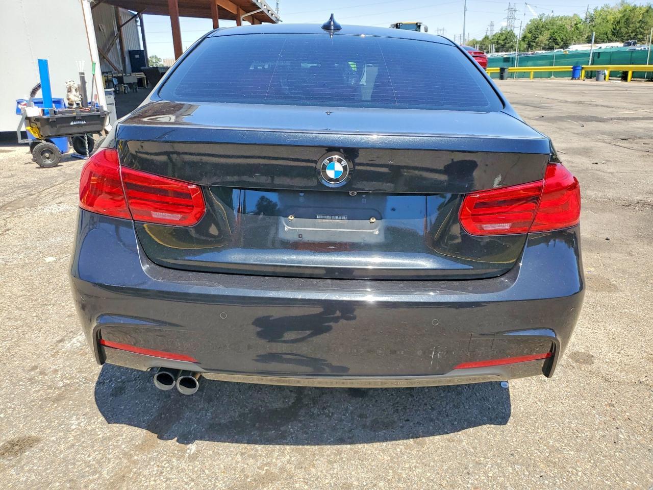2016 BMW Seria 3 328i - zdjęcie 6