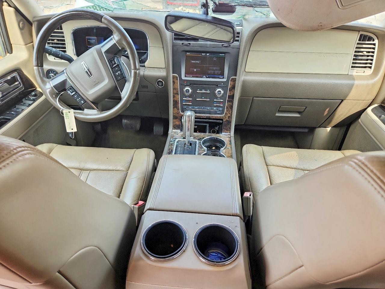 2015 Lincoln Navigator - zdjęcie 8