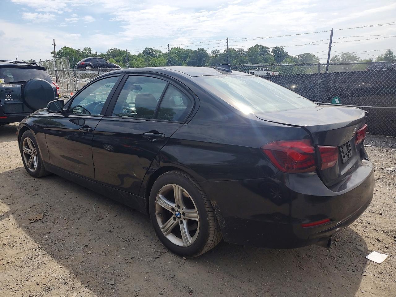 2015 BMW 320 I - zdjęcie 2