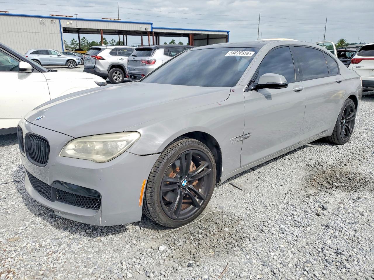 2015 BMW 740 Li - zdjęcie główne