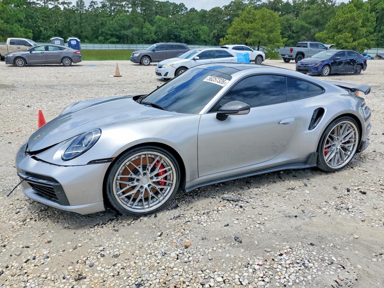 2021 Porsche 911 Turbo - zdjęcie główne