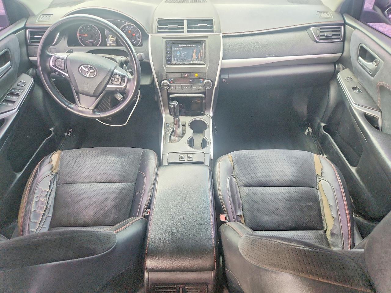 2017 Toyota Camry Xse - zdjęcie 8