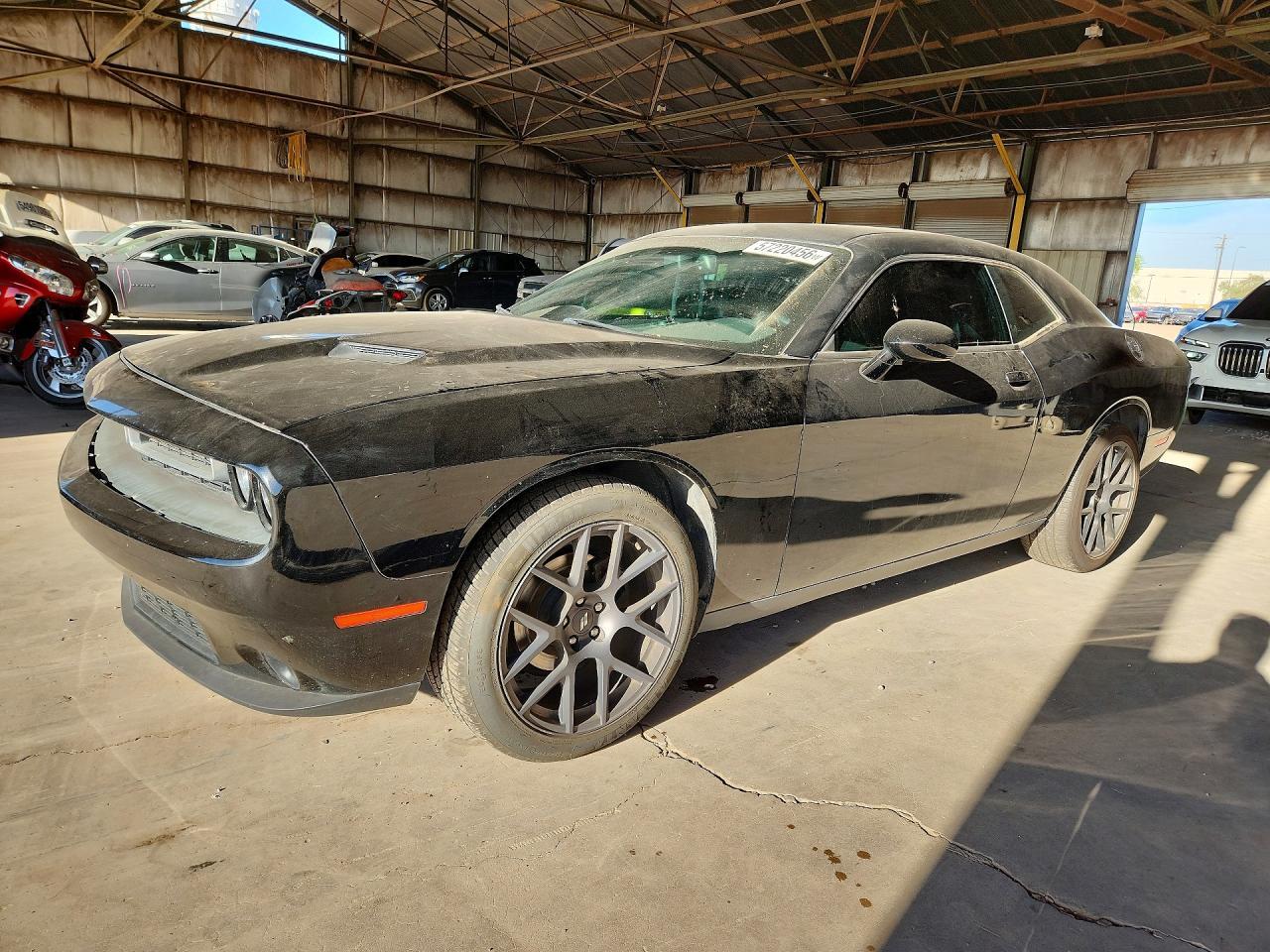 2016 Dodge Challenger Sxt - zdjęcie główne
