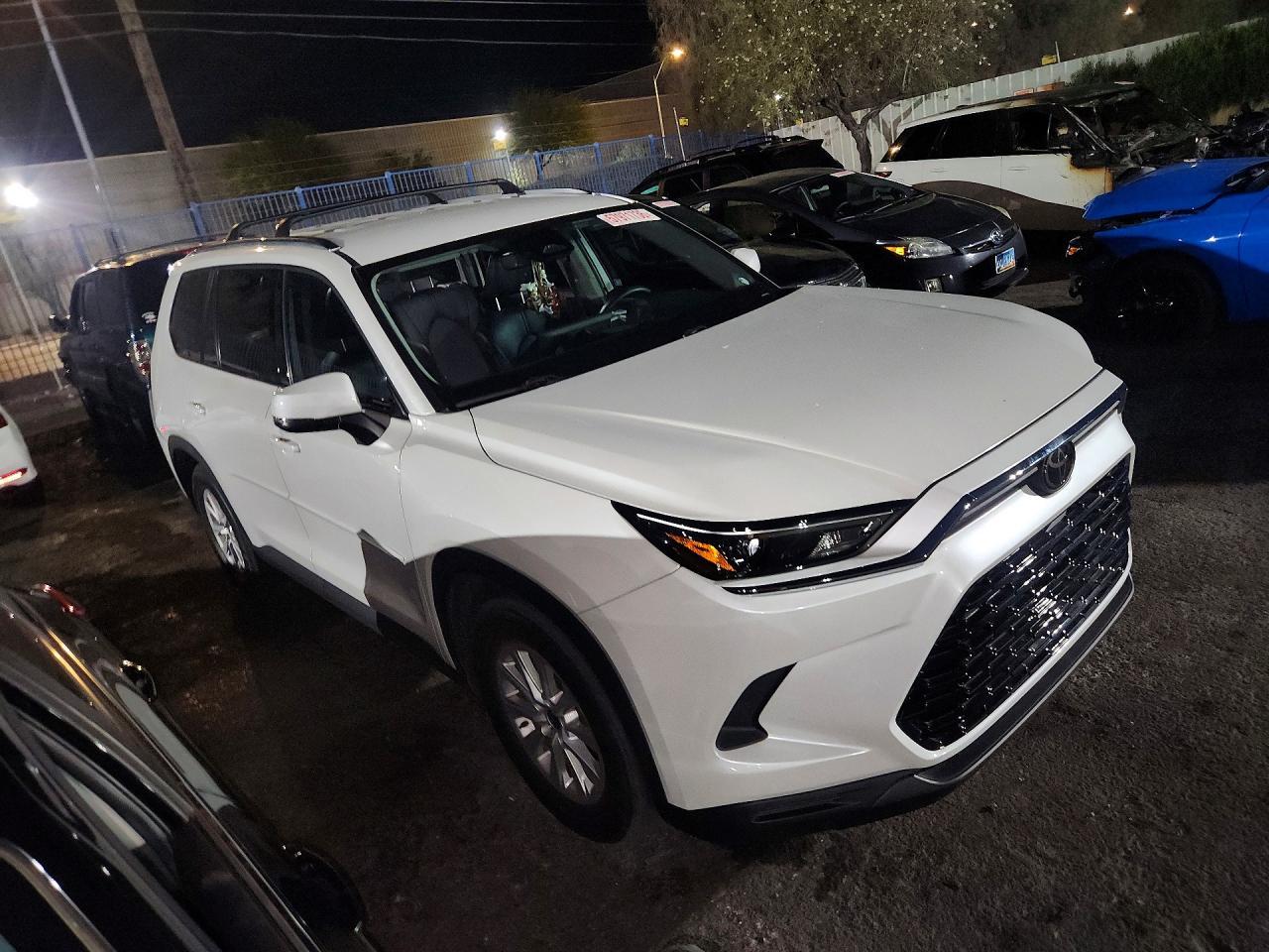 2024 Toyota Grand Highlander Xle - zdjęcie 4