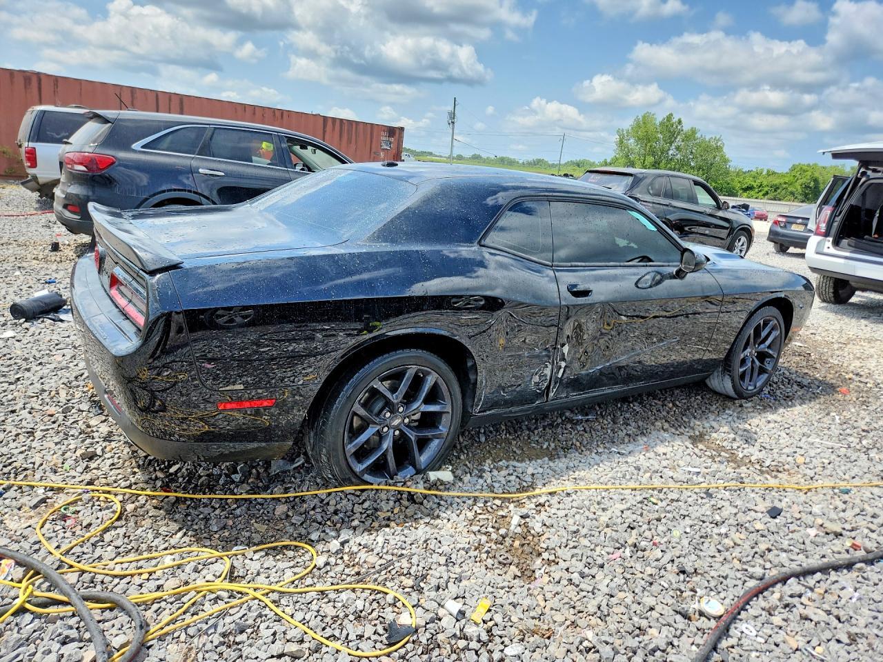 2023 Dodge Challenger Sxt - zdjęcie 3