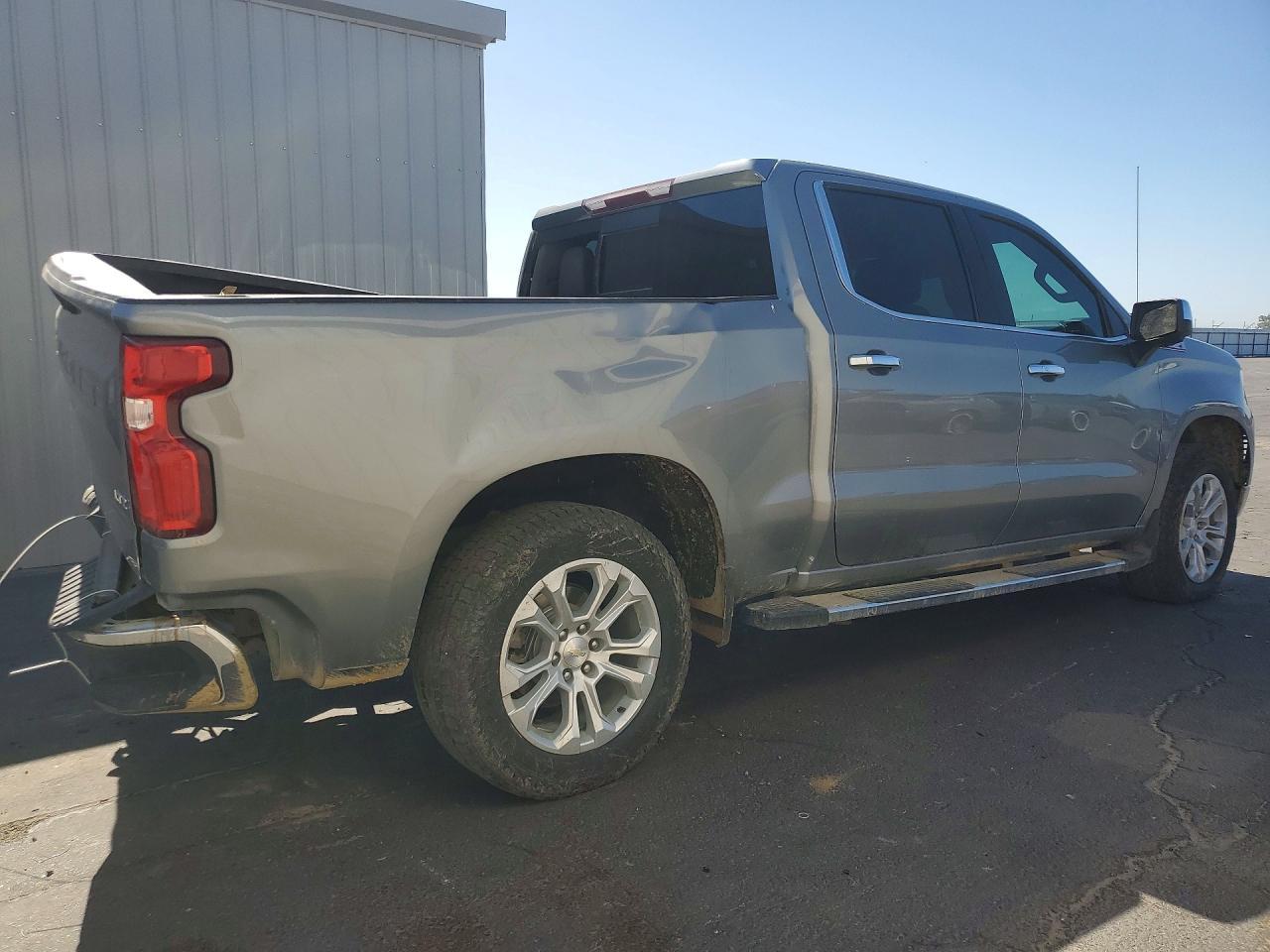 2023 Chevrolet Silverado K1500 Ltz - zdjęcie 3