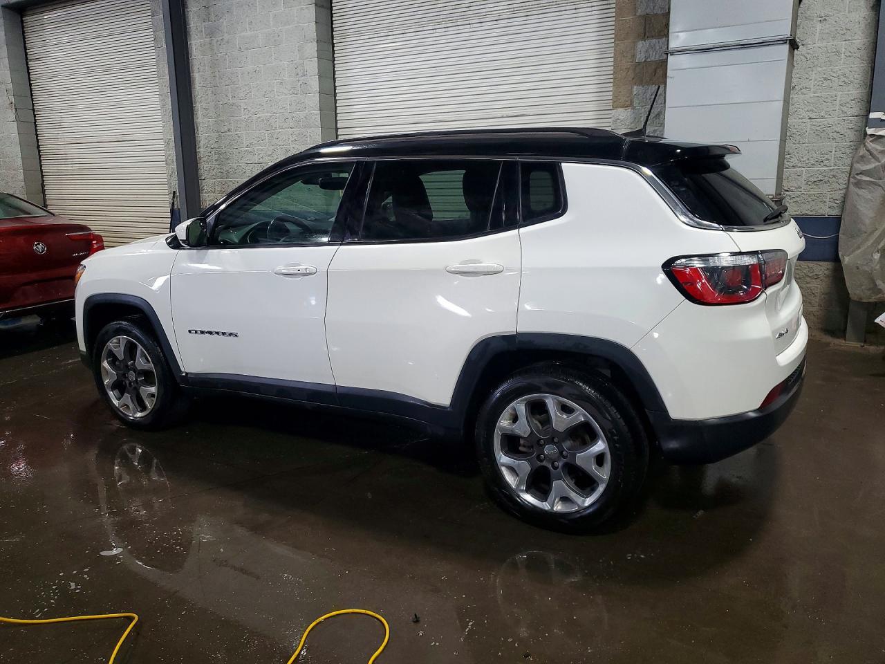 2017 Jeep Compass Limited - zdjęcie 2