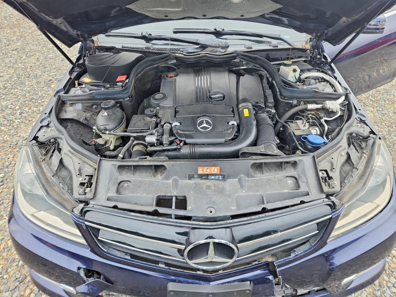 2013 Mercedes-Benz C 250 - zdjęcie 11