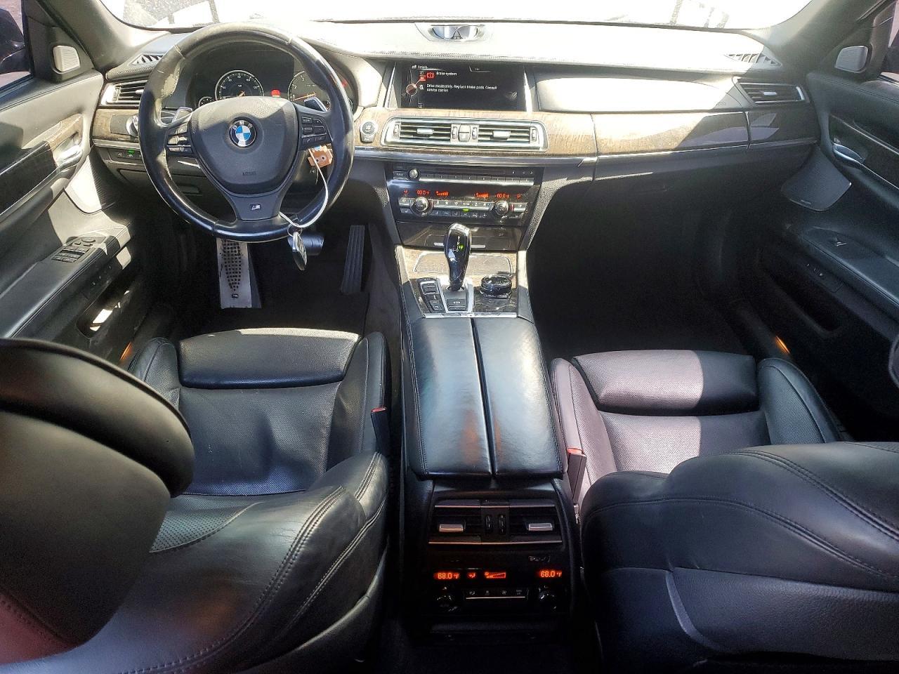 2015 BMW 750 I - zdjęcie 8