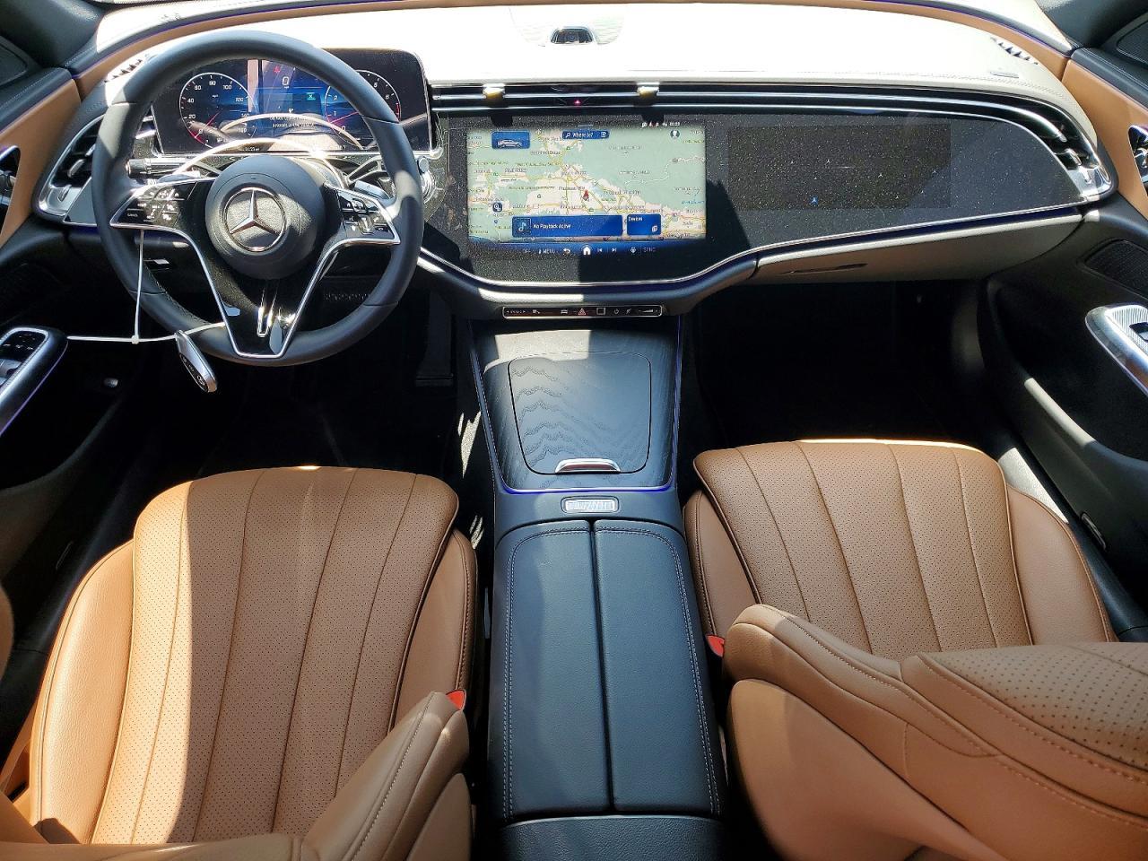2026 Mercedes-Benz E 350 - zdjęcie 8