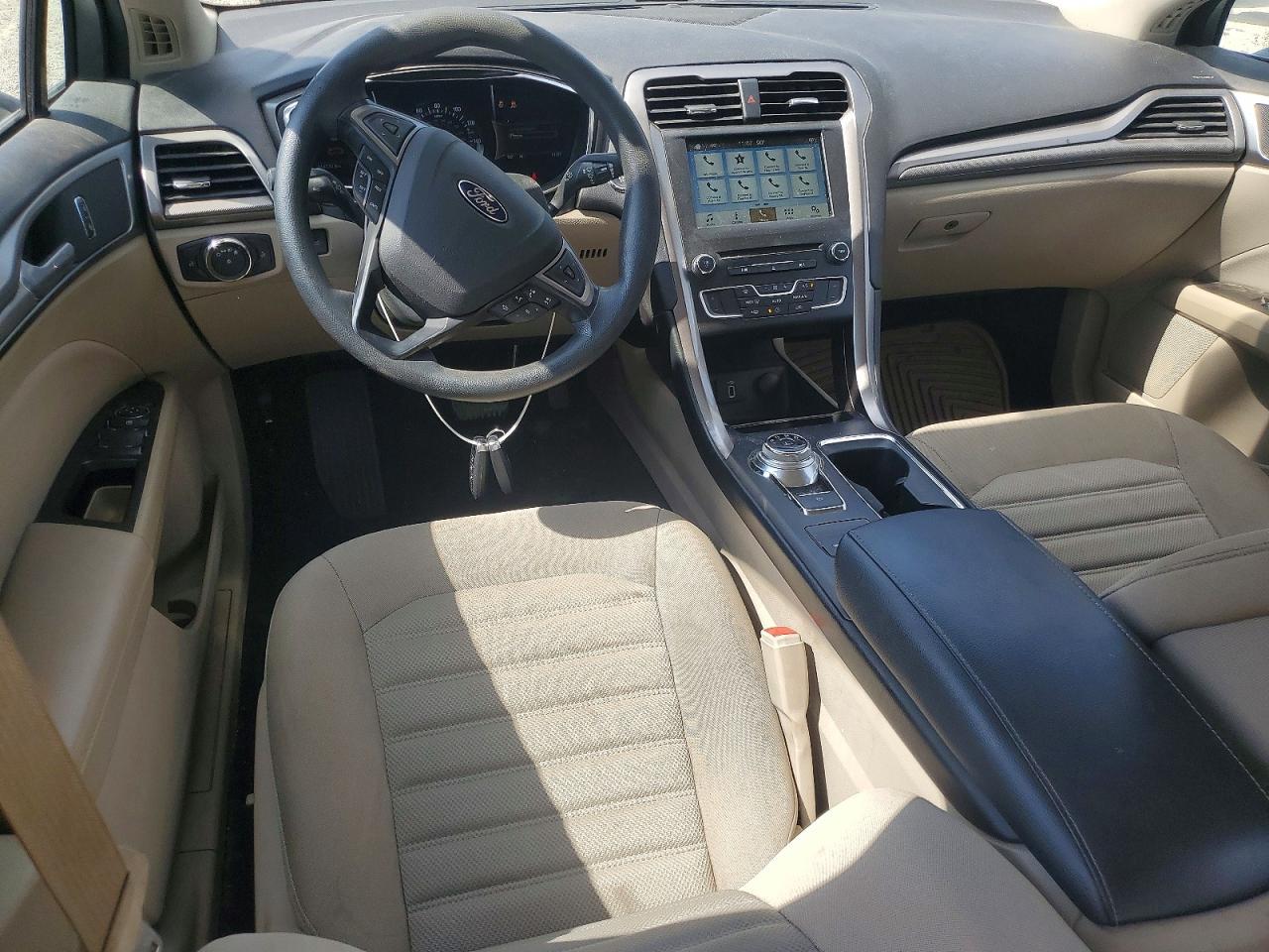 2017 Ford Fusion Se - zdjęcie 8