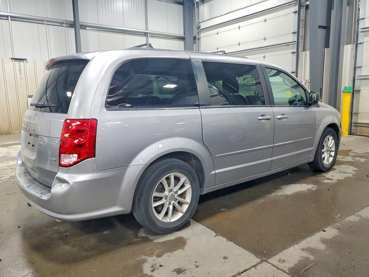 2016 Dodge Grand Caravan Sxt - zdjęcie 3